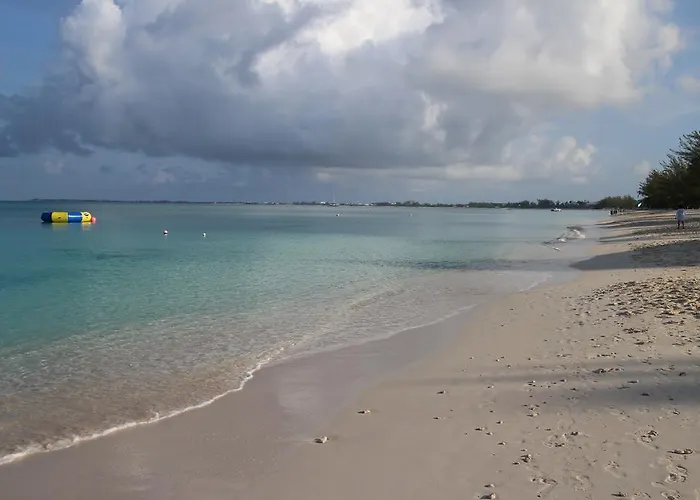 Seven Mile Beach Hotels With Pool
