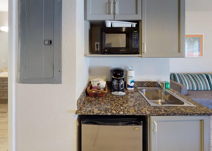 George Town Pet Friendly Lodging and Hotels near Barker's National Park